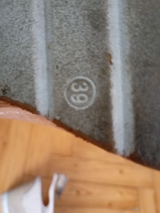 Sandały na koturnie 39