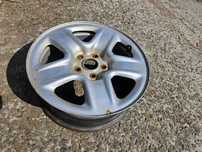 Оригінальний сталевий диск Toyota RAV4 R17 5*114,3