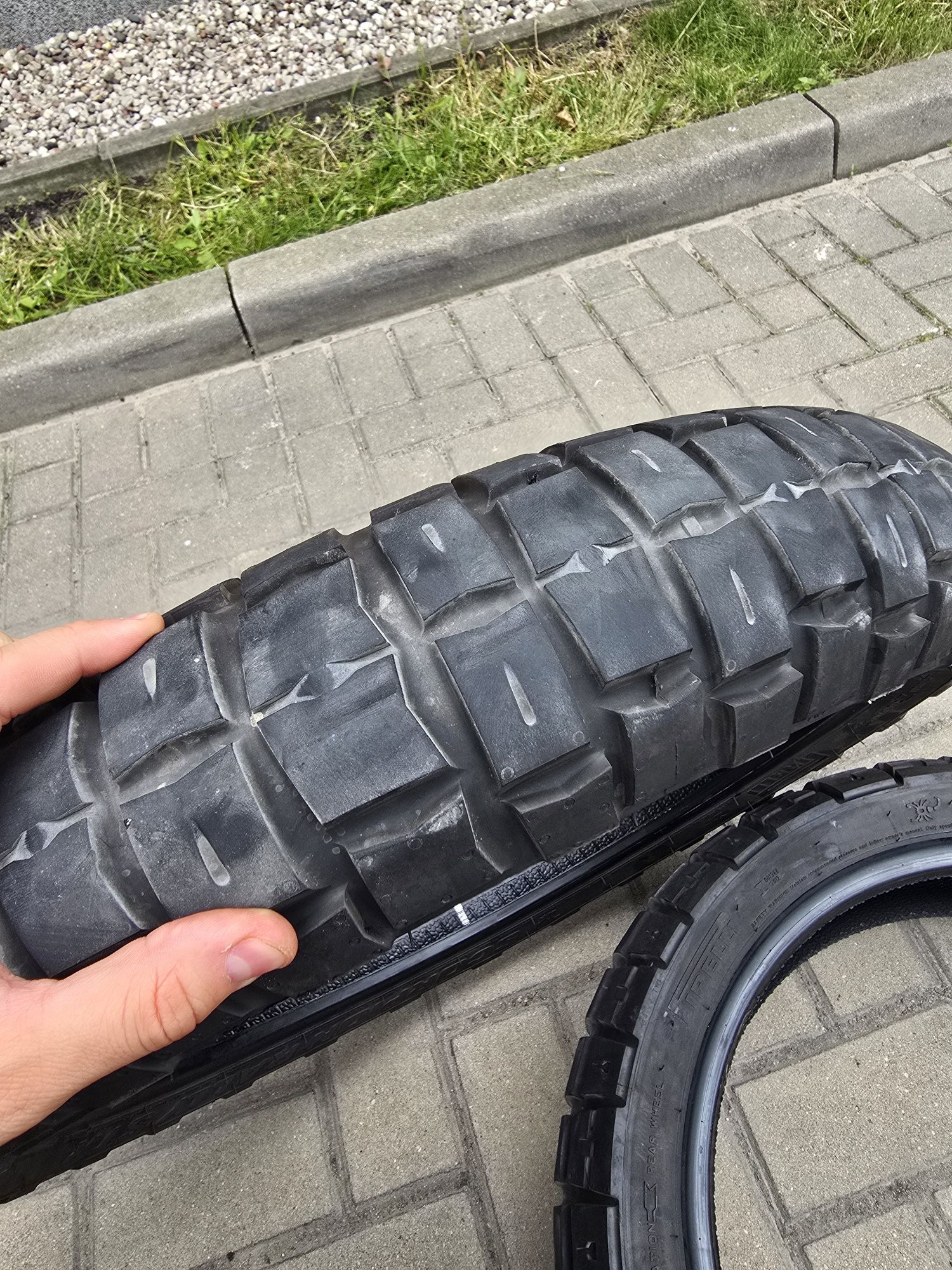 Opony Pirelli Scorpion Rally STR 120/70 R19 i 170/60 R17 – 2024 Rok