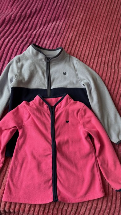 Фірмові флісові кофтинки Oshkosh  р. 5та 7