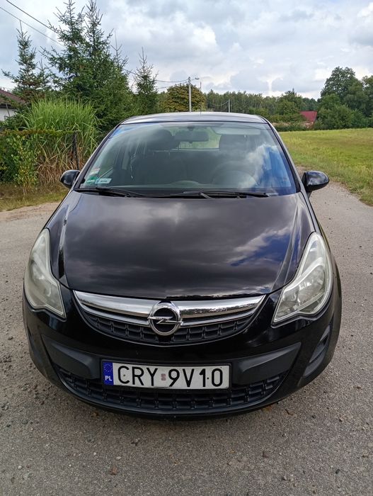 Sprzedam ładną Corsę z gazem