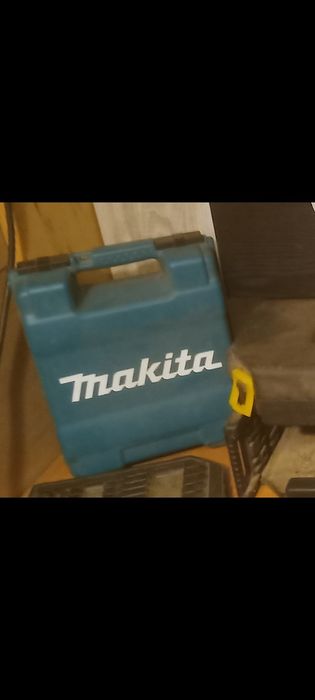 Walizka skrzynka na wiertarko wkrętarkę Makita