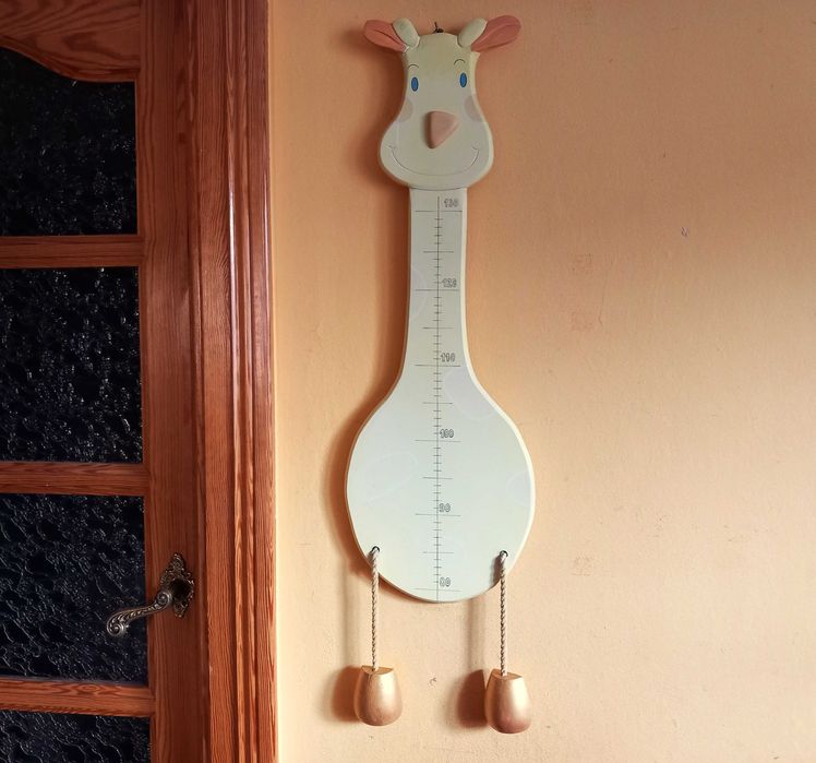 Miarka wzrostu dziecka - urocza krówka drewniana 80-130 cm