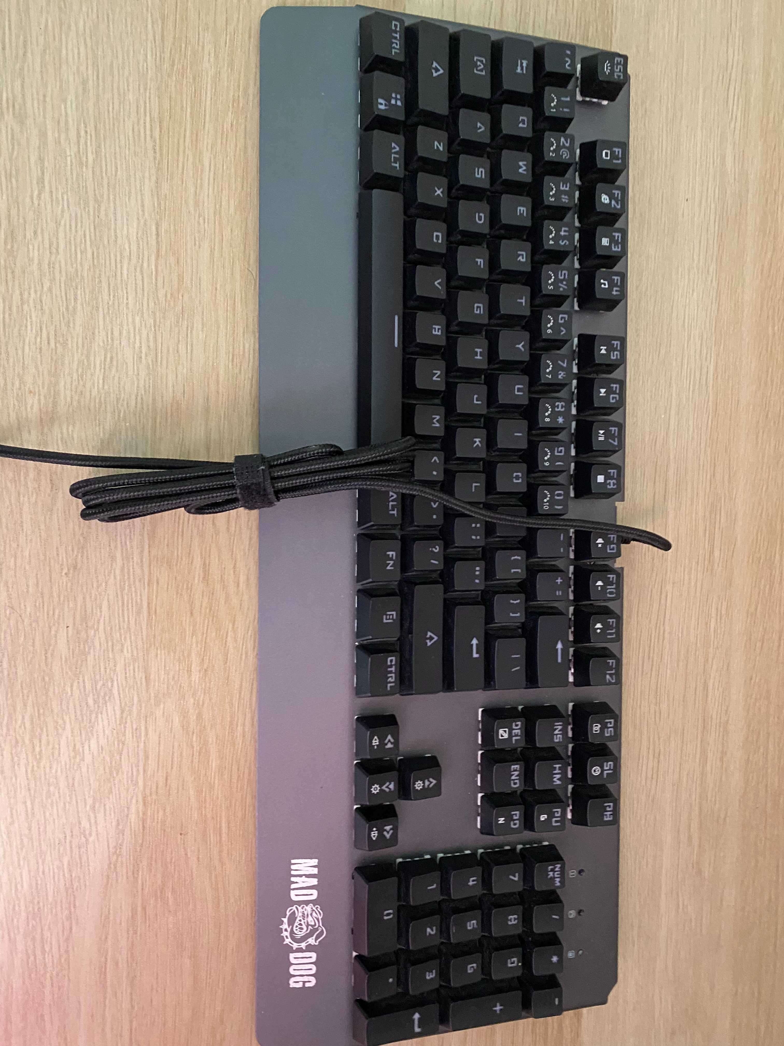 Klawiatura MAD DOG GK900 RGB