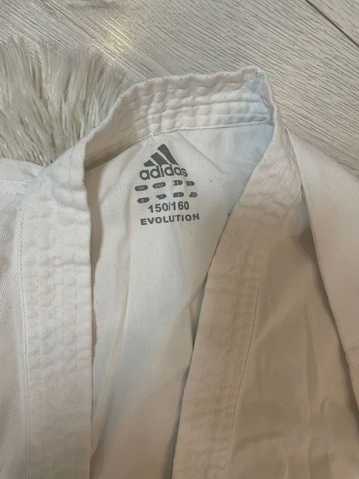 Кімоно adidas  з поясом