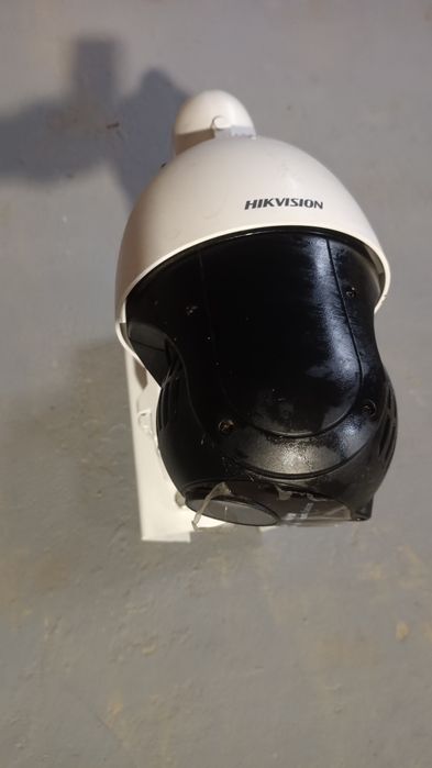 Камера Hikvision DS-2DE4425W-DE