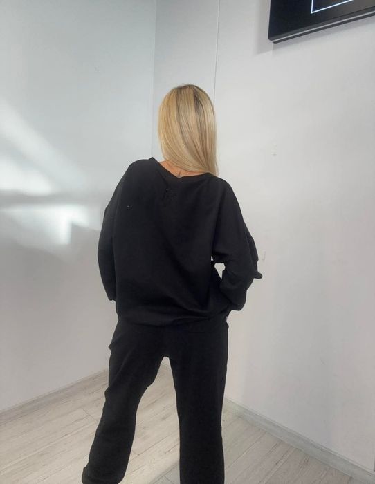 Piękny komplet dres z cekinami logo paparazzi fashion