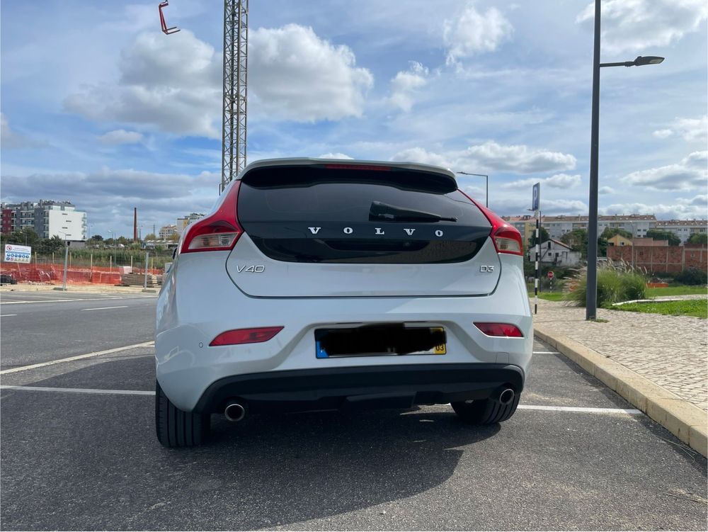 Volvo v40 d3 2.0 150cv