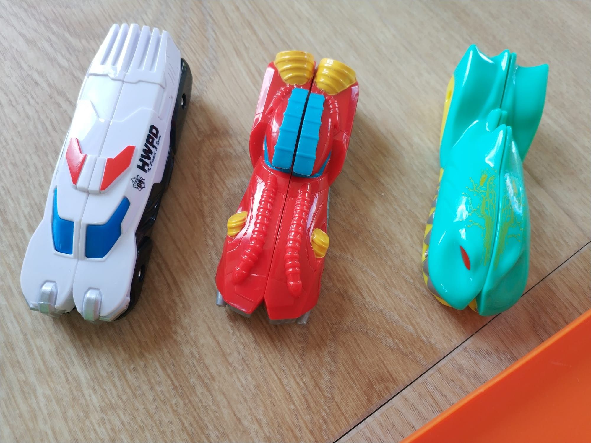 Hot wheels Piła + samochody