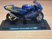 Модель мотоцикла  Yamaha M1 Valentino Rossi REF. 12650