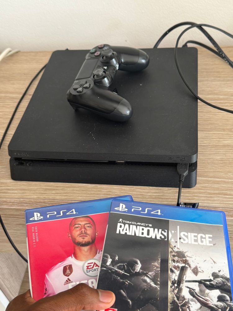PS4 com 2 anos de garantia