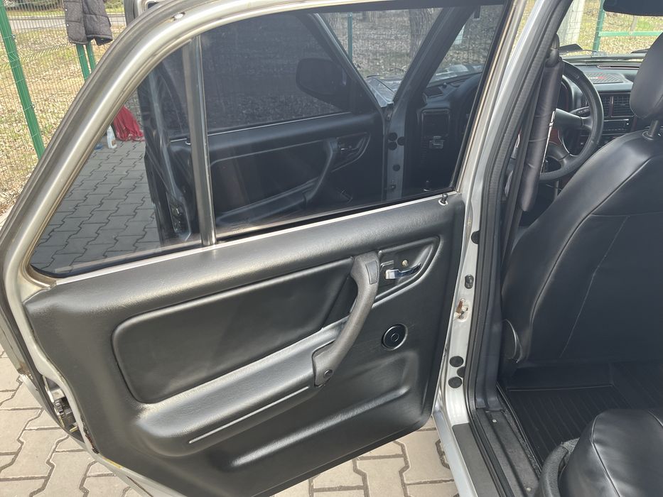 Продам авто ГАЗ 31105