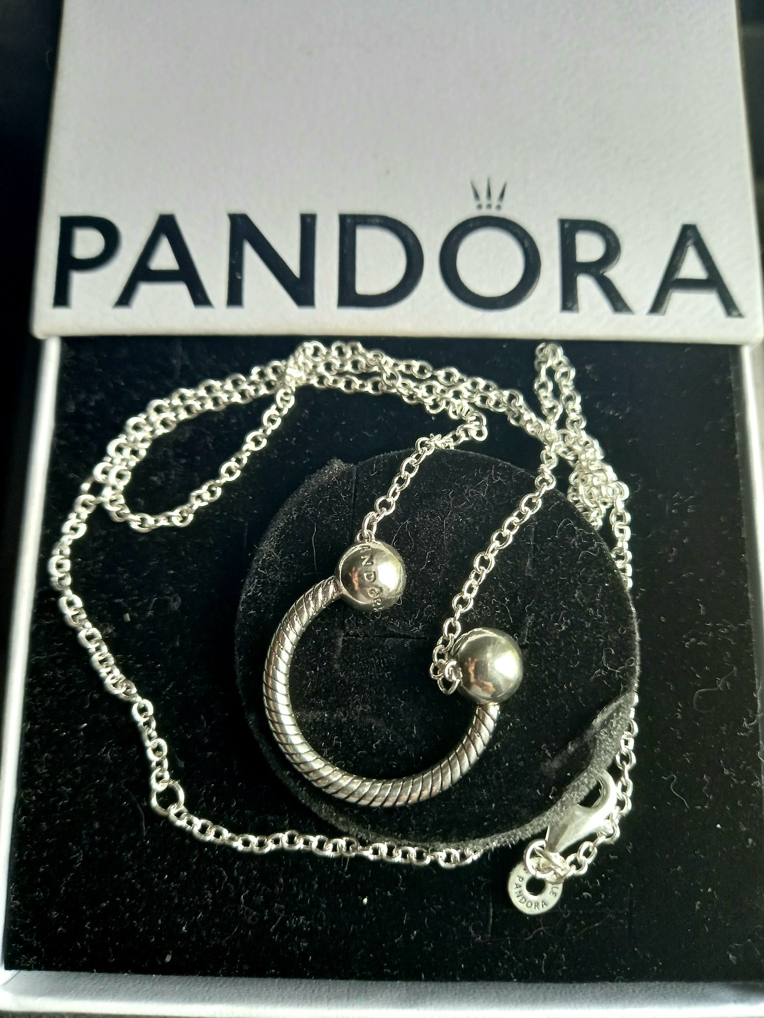 Nowy naszyjnik Pandora Moments łańcurzek z zawieszką logo charms 925s