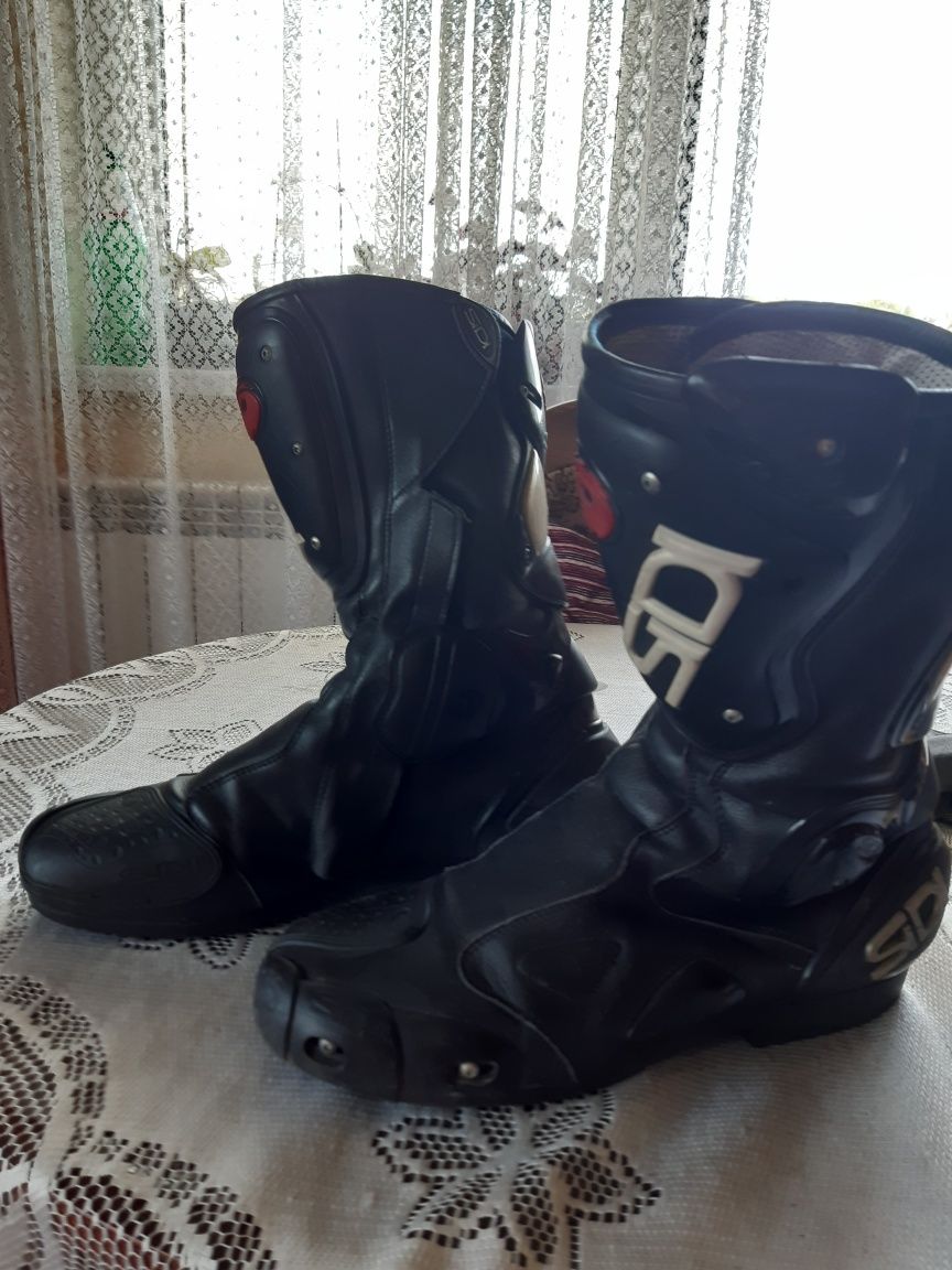 Buty motocyklowe