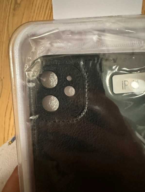 Capa iPhone 11 - Nova - efeito couro