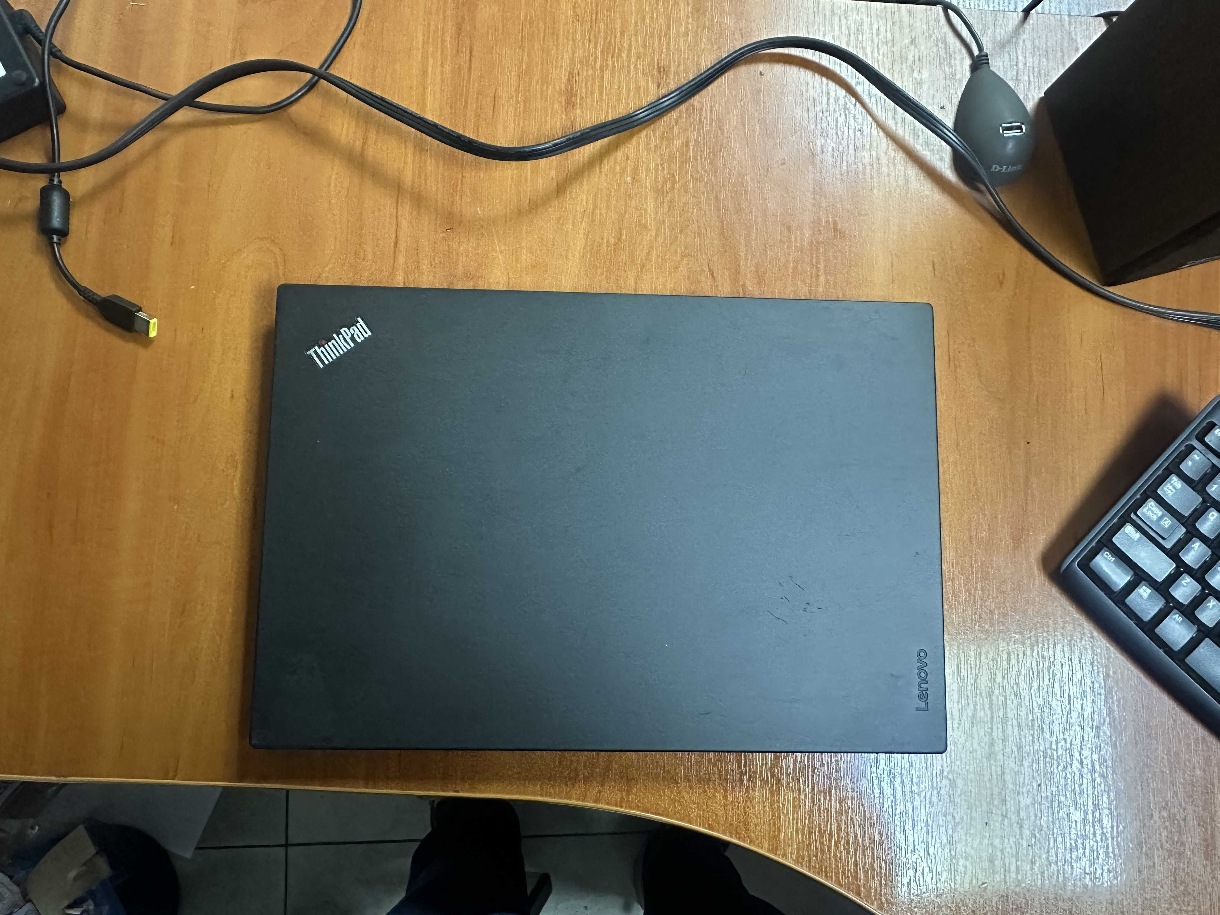 LenovoThinkPad P50s FHD Core i7-6500U 2,50Ghz,8GB,360GB New,NVidia США