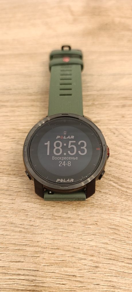 Polar Grit X мультиспортивний годинник