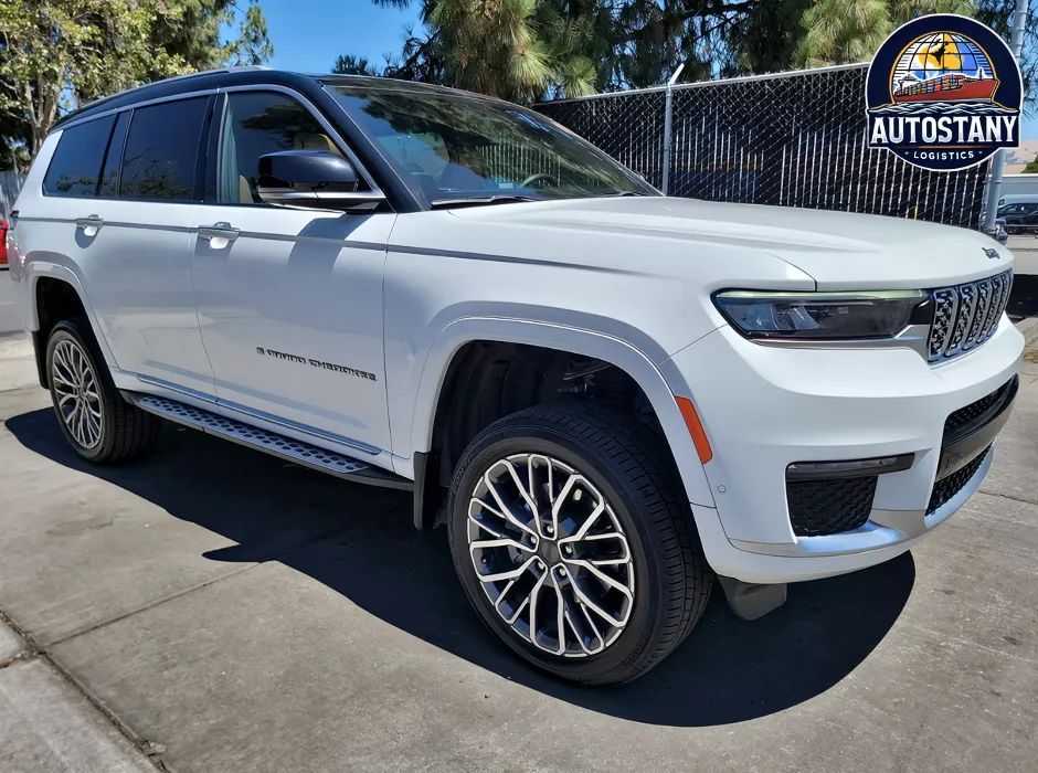 Jeep Grand Cherokee Summit / Auto Sprawdzone