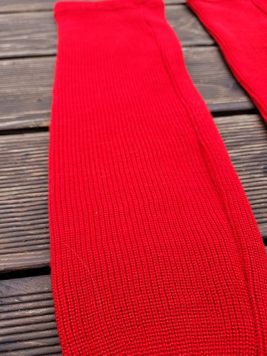 Getry hokejowe czerwone 60 cm