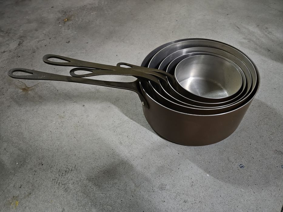 Vendo 5 panelas em cobre