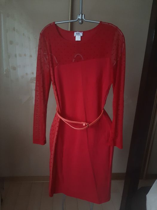 Czerwona sukienka