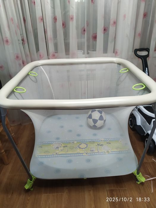 Манеж  Berber square playpen