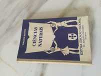 Livro antigo de Ciências Naturais de Tomás Barros