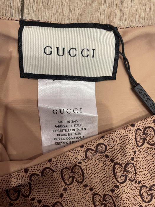 Жіночий бежевий купальник Gucci