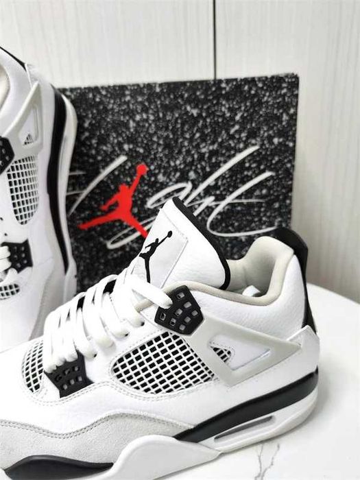 "koszykówki "Jordan_4_Retro_Military_Black_Roz.R.40