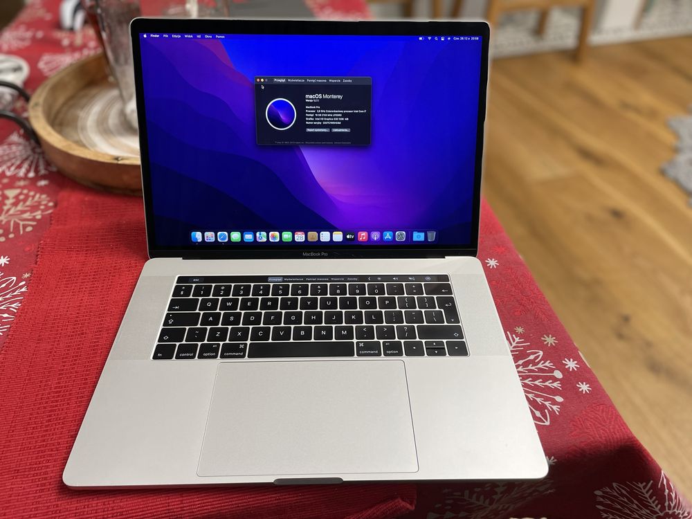 Apple MacBook Pro "Core i7" 2.6 15" Touch/Late-2016 sprzedam/zamienię