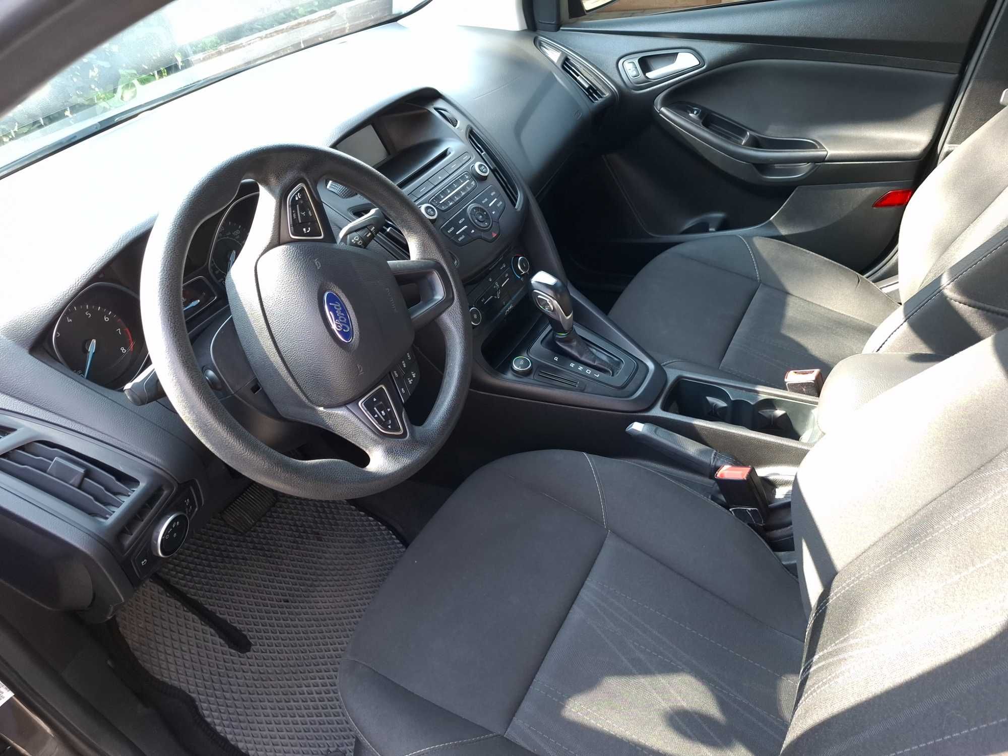 Автомобіль Форд Фокус