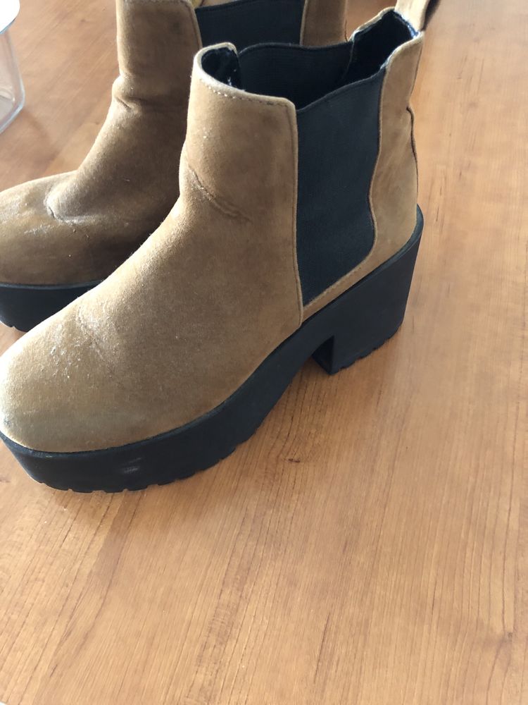 Vendo botas Pull&Bear