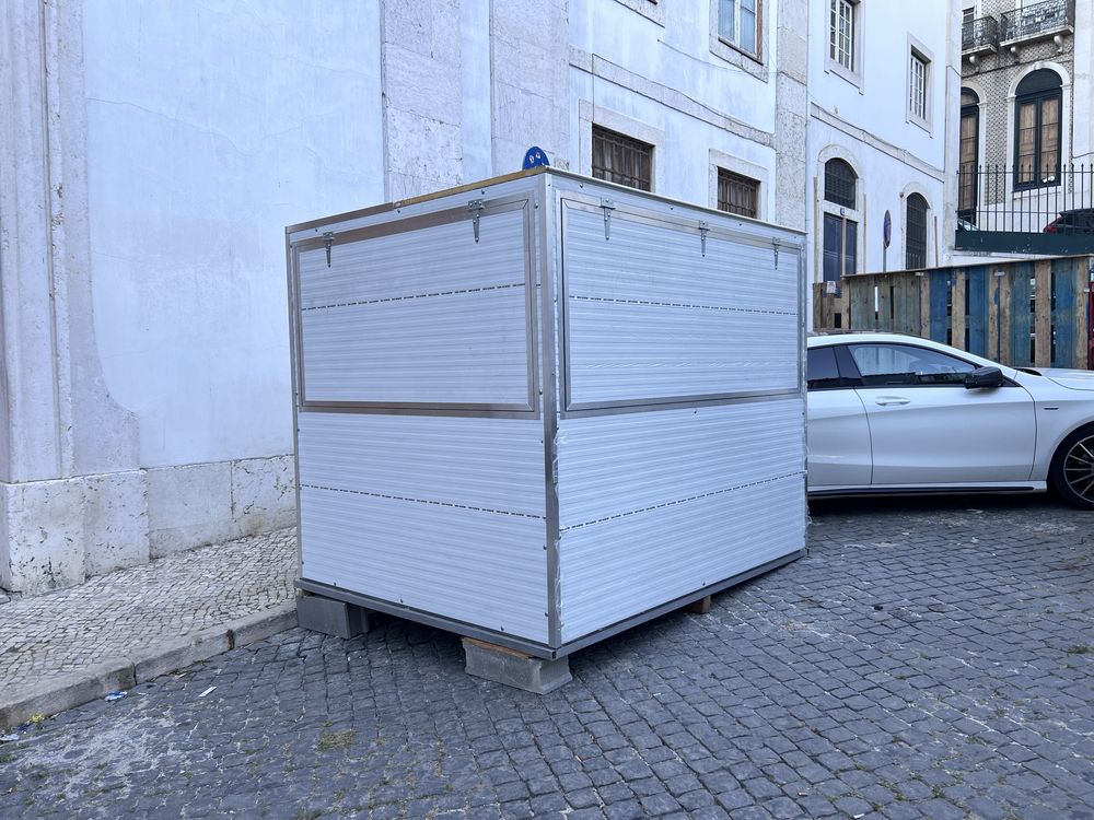 Quisoque e food truck para tasquinhas