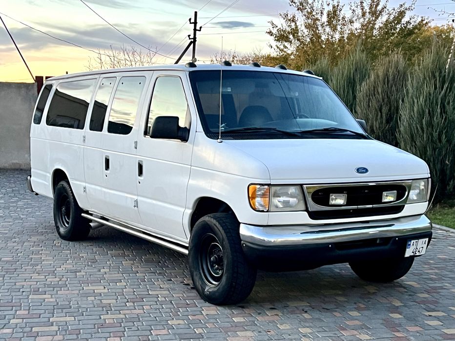 Ford Econoline E-350 Super Duty (1997 г.)