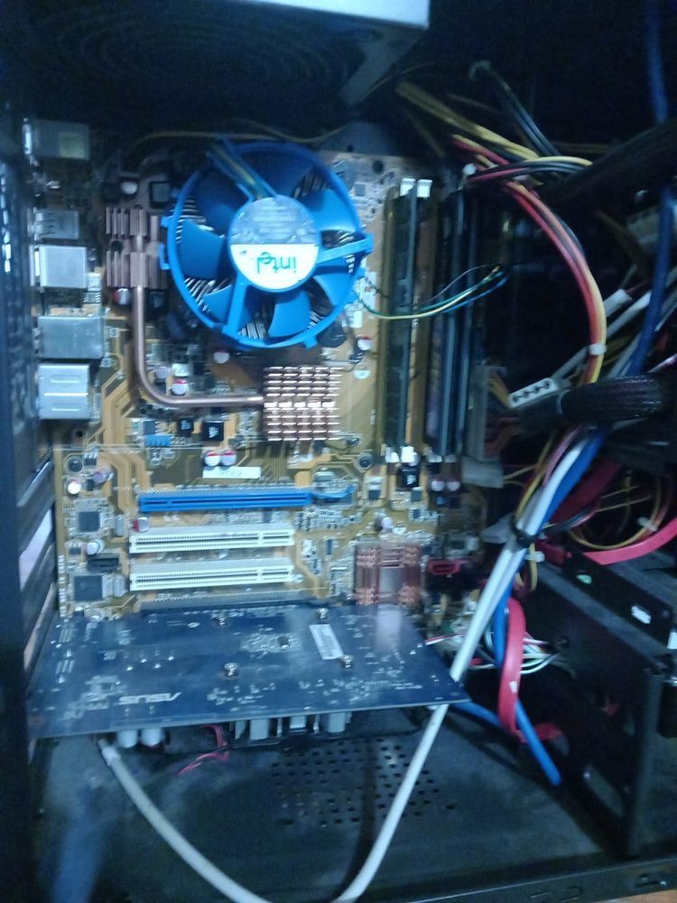 PC torre para despachar