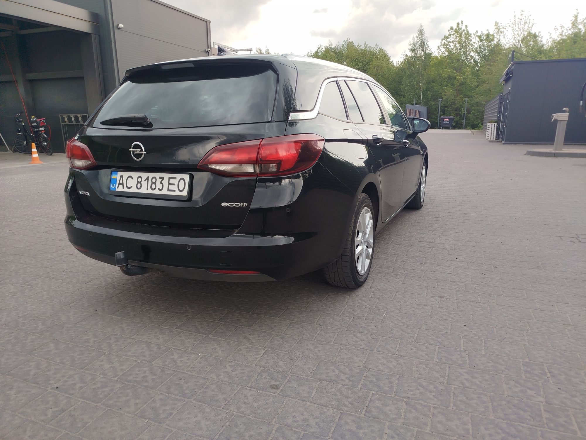 Продам автомобіль Опель Астру 2016 р. Дизель