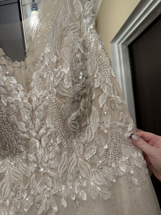 Piekna suknia slubna