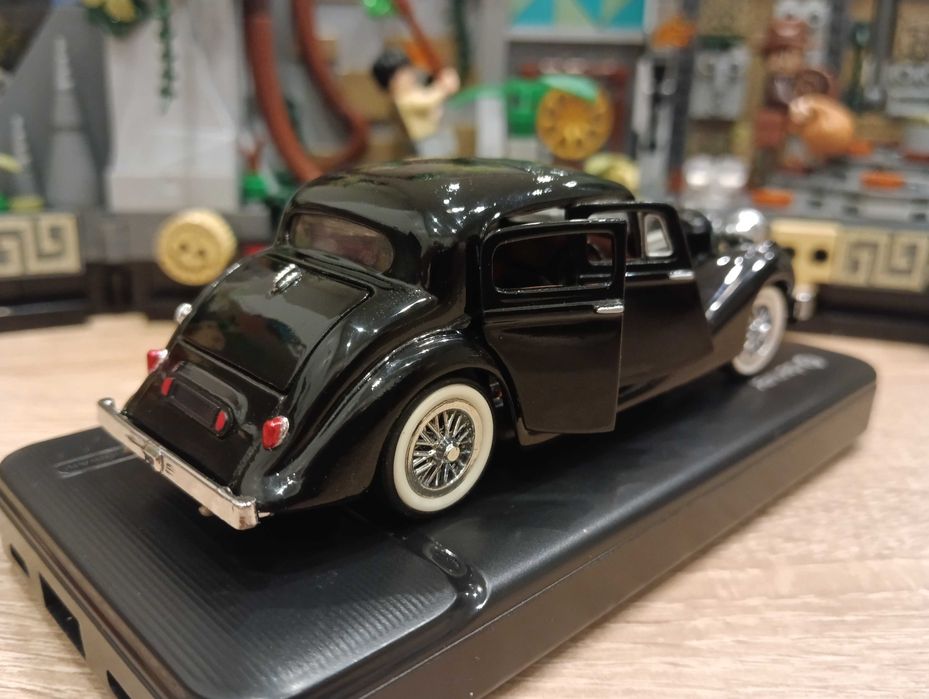Модель 1946 Jaguar Mark ІV - Franklin Mint 1:43