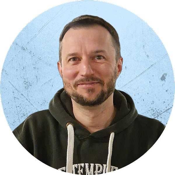 Wiersze reklamowe na zamówienie – Twoja marka w rytmie poezji!