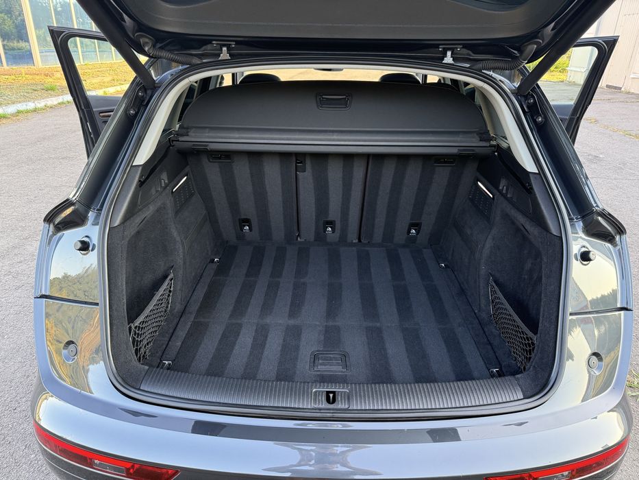 Audi Q-5 2018 року