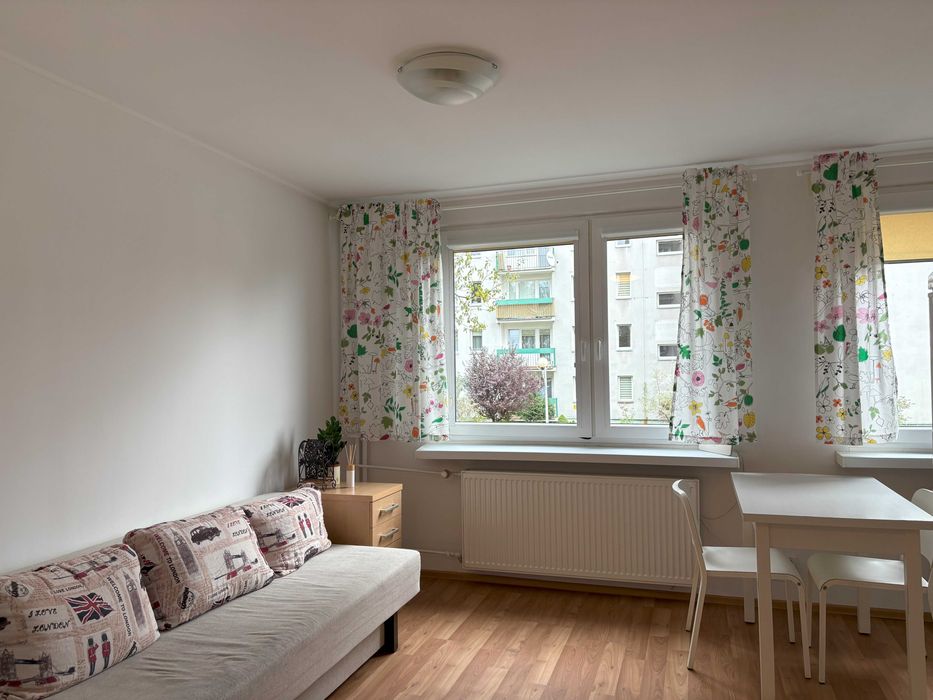 Wynajem mieszkania  2 pokojowego, I piętro, balkon, | 43,7 m²