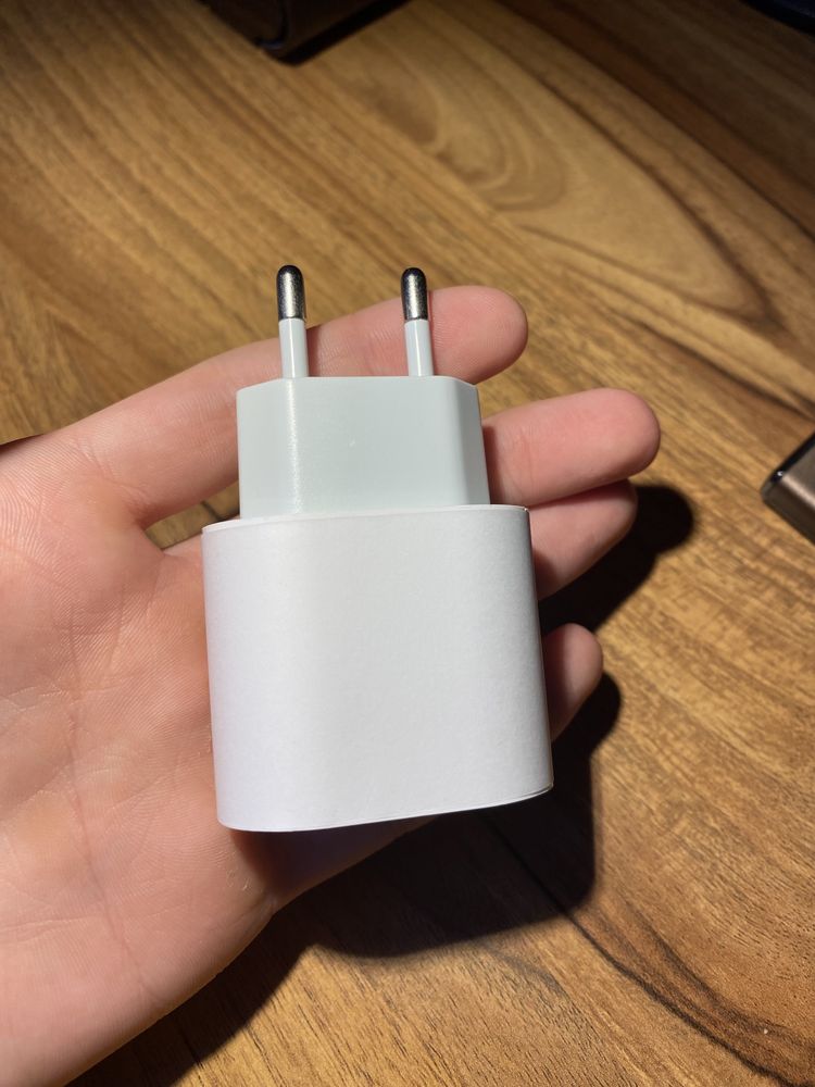 Adapter kostka szybko ładująca IPhone 20W