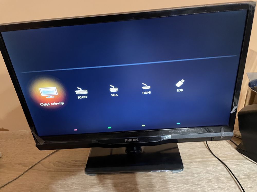 Tv monitor philips 20pfl3108h/12 20 cali jak nowy LED pilot