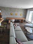 Stół masywny dębowy sęki wypełnione żywicą rustykalny japandi