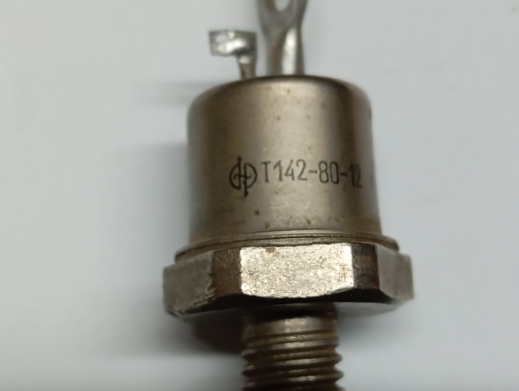 Тиристор ТЧ40   Т142