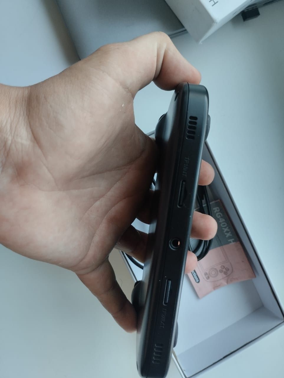 Продам Anbernic RG40XX H