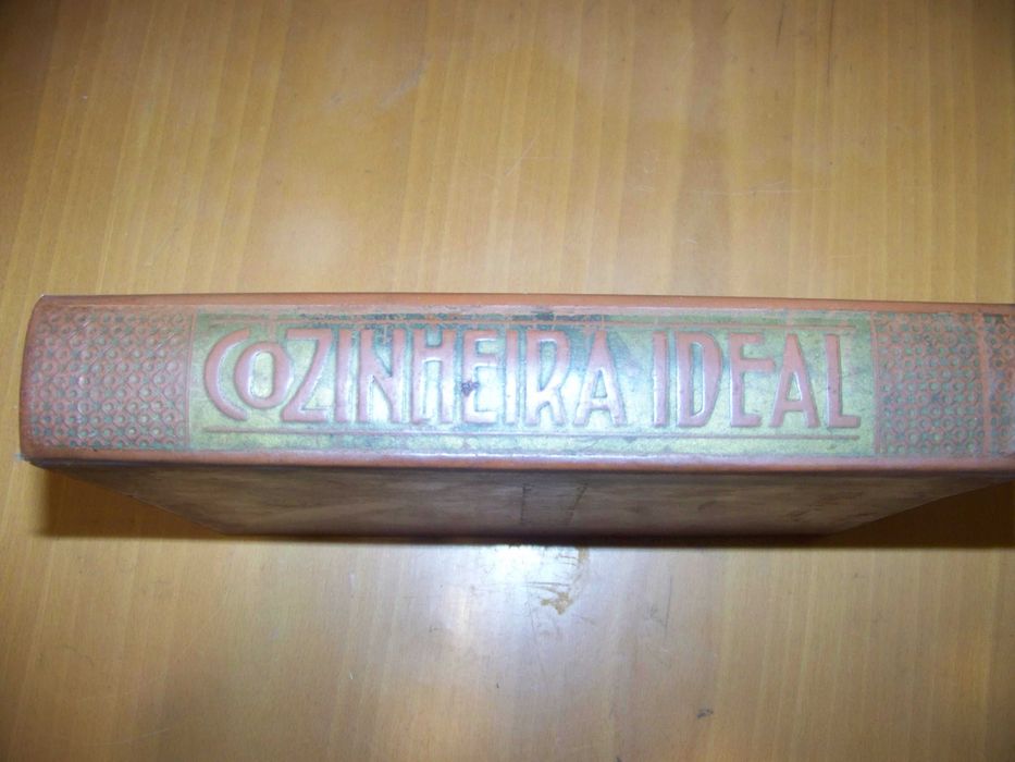 livro de culinária antigo - "a cozinheira ideal" de Alda Azevedo