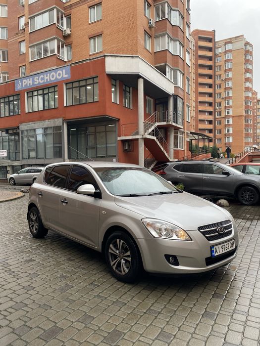 Кіа сид 1,4 газ-бензин