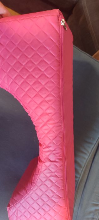 Vende-se almofada para pescoço, estética.