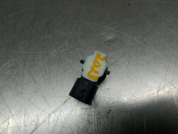 Sensor de estacionamento RENAULT Kadjar (HA_, HL_)